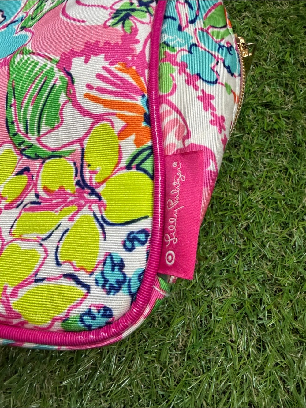 Lilly putlizer Floral Pink Multi Travel Tote Bag - Picture 6 of 8